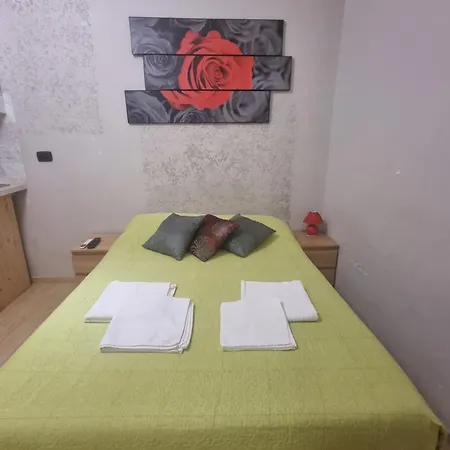 Nocleg ze śniadaniem Red Rose 4*